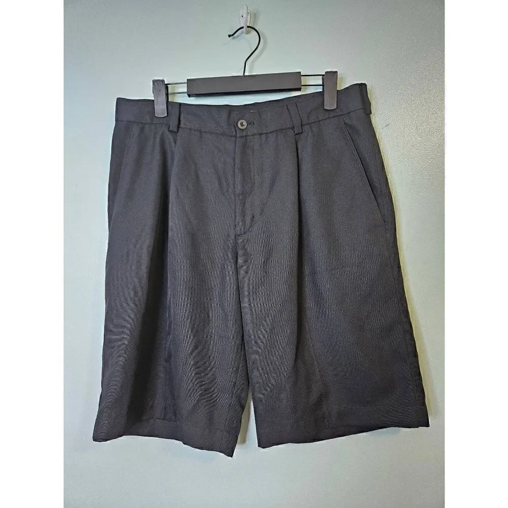 Nike Golf men's black shorts. Size 32.